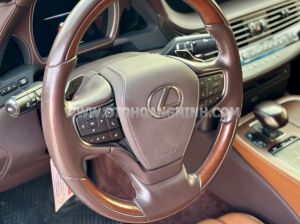 Xe Lexus LS 500h 2018