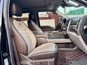Xe Ford F350 Super Duty Lariat Crew Cab 6.7L 4x4 AT 2017