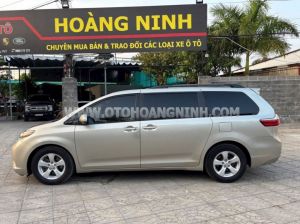 Xe Toyota Sienna LE 3.5 2014
