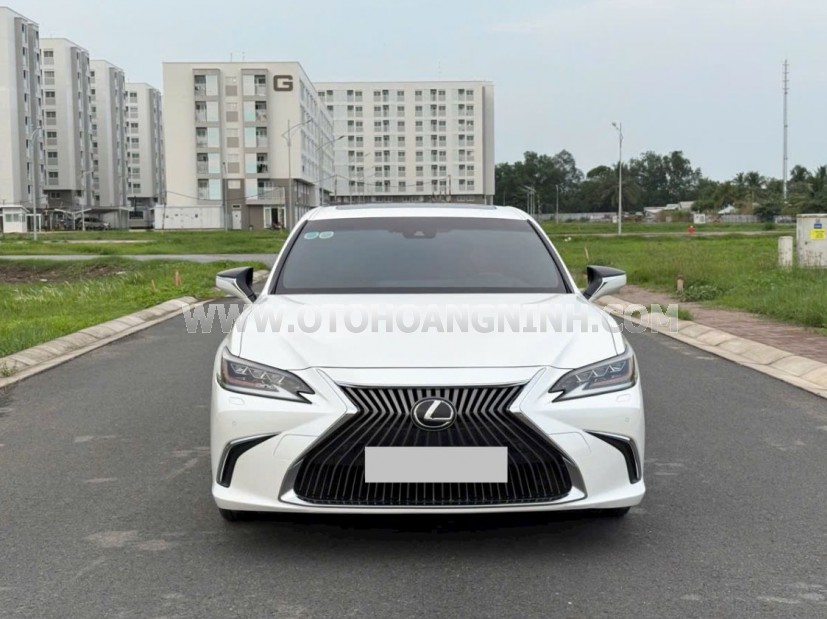 Lexus ES 250 2020