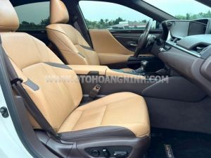 Xe Lexus ES 250 2020