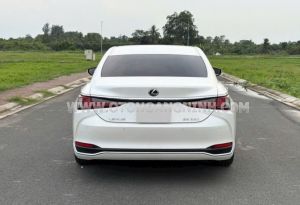Xe Lexus ES 250 2020
