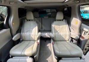 Xe Toyota Sienna Limited 3.5 2012