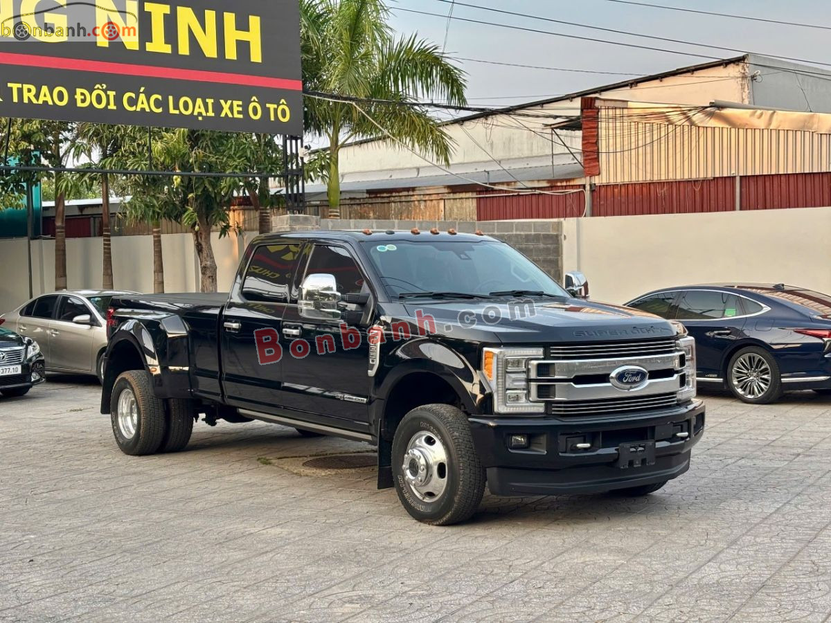 Ford F350 Super Duty Lariat Crew Cab 6.7L 4x4 AT 2017