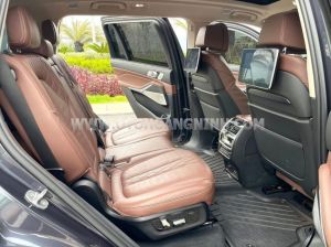 Xe BMW X7 xDrive40i 2020