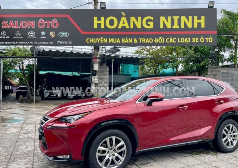NX 200t 2015