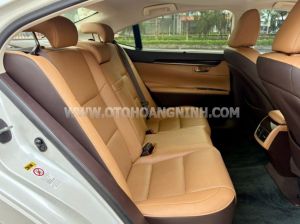 Xe Lexus ES 250 2016