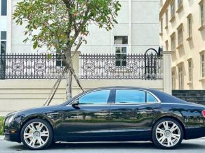 Xe Bentley Flying Spur V8 2014