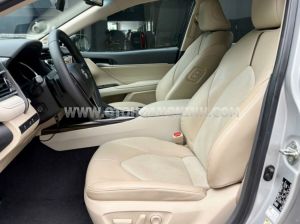 Xe Toyota Camry 2.5Q 2021