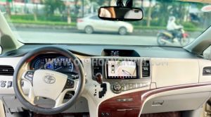 Xe Toyota Sienna Limited 3.5 2012