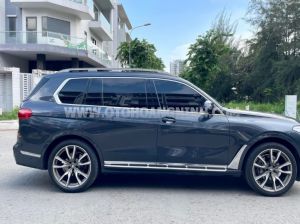 Xe BMW X7 xDrive40i 2020