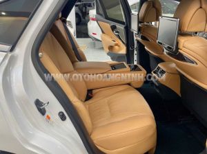 Xe Lexus LS 500 2023