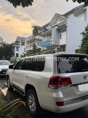 Xe Toyota Land Cruiser 4.6 V8 2020