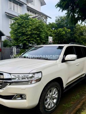 Xe Toyota Land Cruiser 4.6 V8 2020