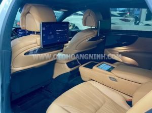 Xe Lexus LS 500 2023