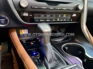 Xe Lexus RX 450h 2022