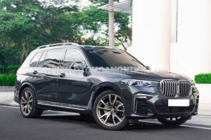 Xe BMW X7 xDrive40i 2020