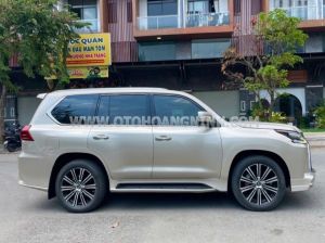 Xe Lexus LX 570 2019