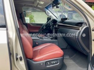 Xe Lexus LX 570 2019