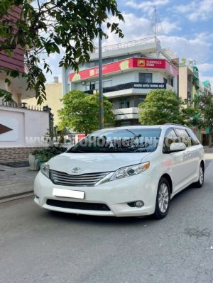 Xe Toyota Sienna Limited 3.5 2013
