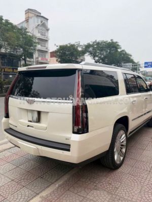 Xe Cadillac Escalade ESV Platinum 2015