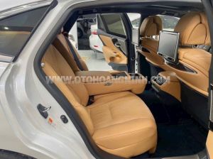 Xe Lexus LS 500 2023