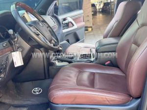 Xe Toyota Land Cruiser 5.7 V8 2016