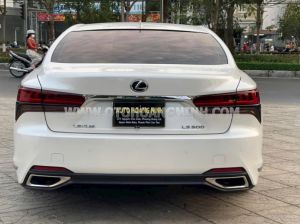 Xe Lexus LS 500 2023