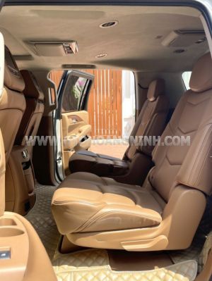 Xe Cadillac Escalade ESV Premium 2015