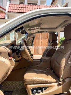 Xe Cadillac Escalade ESV Premium 2015