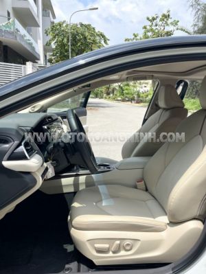 Xe Toyota Camry 2.5Q 2021