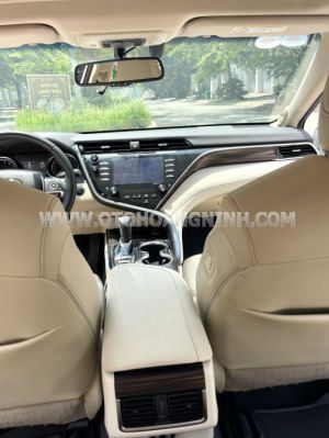 Xe Toyota Camry 2.5Q 2021