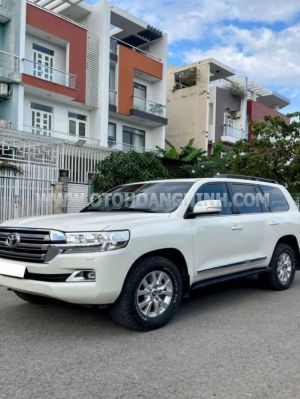 Xe Toyota Land Cruiser 4.6 V8 2020