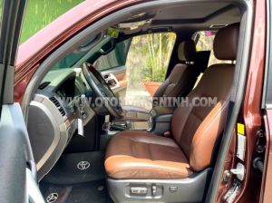 Xe Toyota Land Cruiser 5.7 V8 2016
