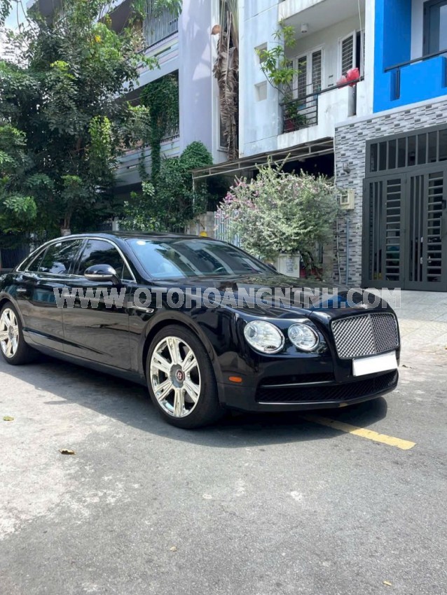 Bentley Flying Spur V8 2014