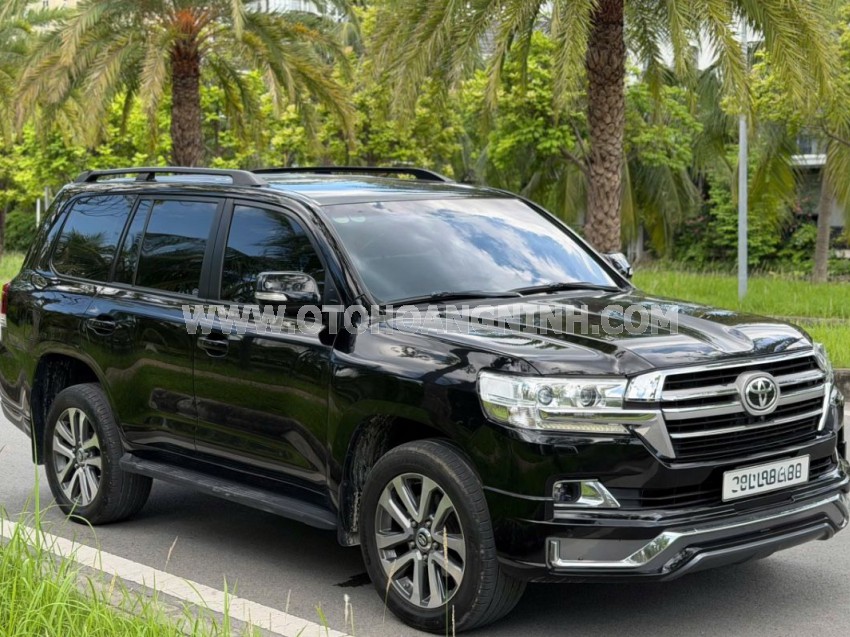Toyota Land Cruiser VX 4.6 V8 2013