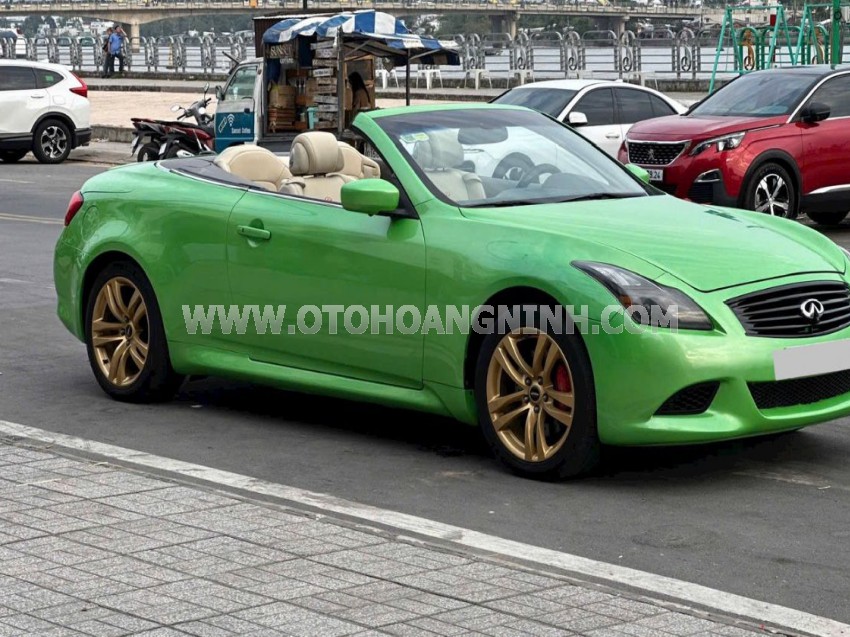 Infiniti G37 3.7 AT 2009
