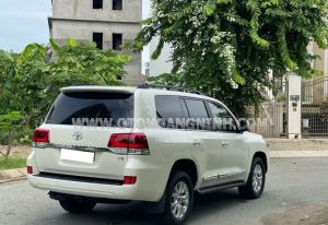 Xe Toyota Land Cruiser 4.6 V8 2020