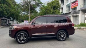 Xe Toyota Land Cruiser 5.7 V8 2016