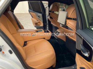 Xe Lexus LS 500 2023