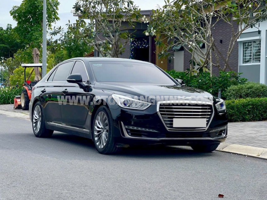 Genesis G90  2016