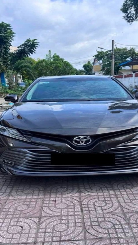 Toyota Camry 2.5Q 2021