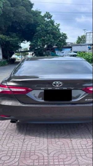 Xe Toyota Camry 2.5Q 2021