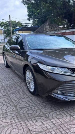 Xe Toyota Camry 2.5Q 2021