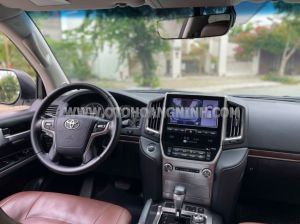 Xe Toyota Land Cruiser 4.6 V8 2020