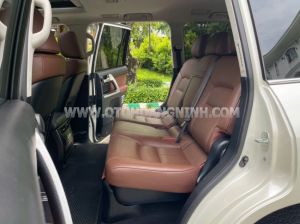 Xe Toyota Land Cruiser 4.6 V8 2020