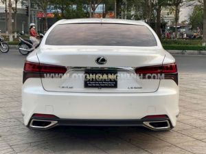 Xe Lexus LS 500 2023