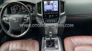 Xe Toyota Land Cruiser 5.7 V8 2016