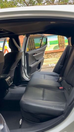 Xe Toyota Camry 2.5 HEV Mid 2025
