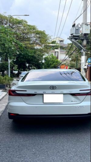 Xe Toyota Camry 2.5 HEV Mid 2025